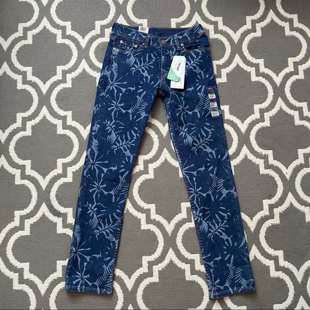Levi’s Men’s Flex Jeans